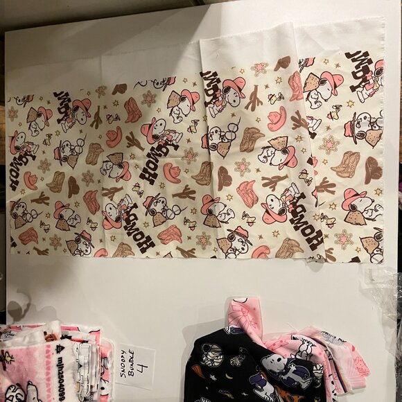 19 pc snoopy upcycled scrap fabric - bundle 4 - Picture 8 of 10